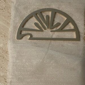 NWT Lilly Pulitzer gold orange slice bottle opener